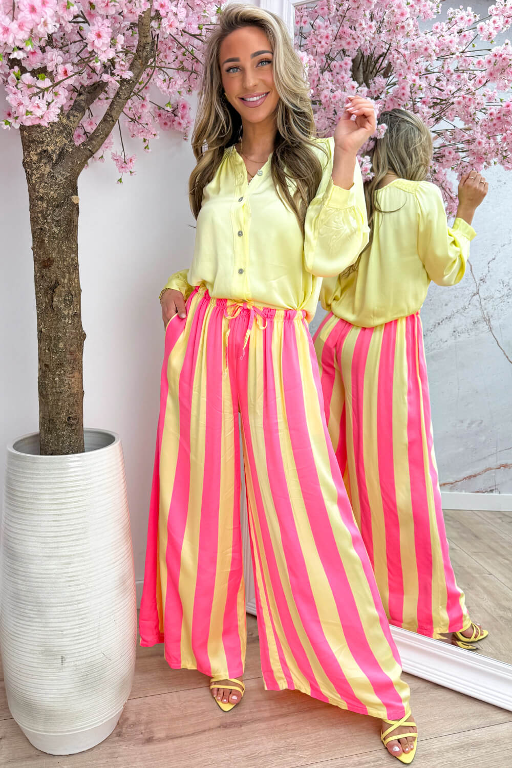 Silky basic blouse - Geel - Image 3