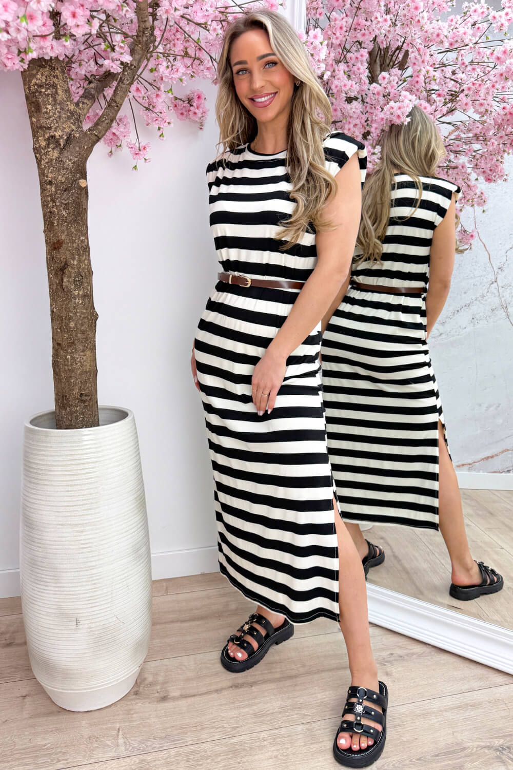 Statement stripe dress (Incl. riem) - Zwart - Image 3