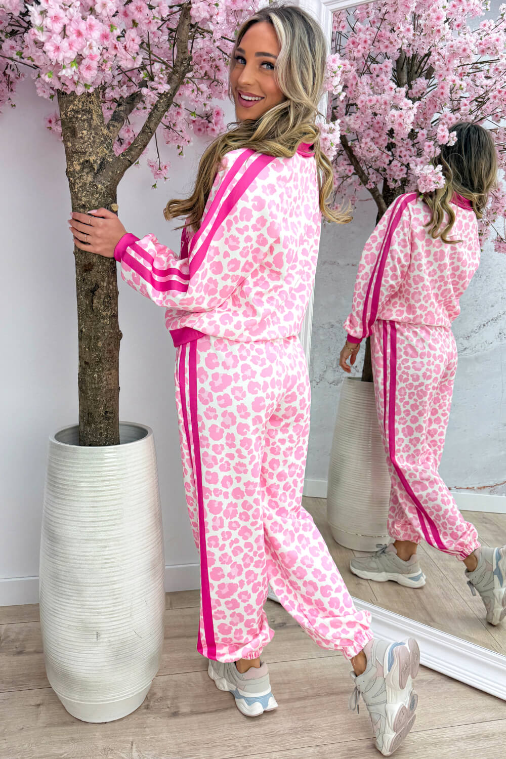 Striped leopard comfy co-ord - Fuchsia - Image 4